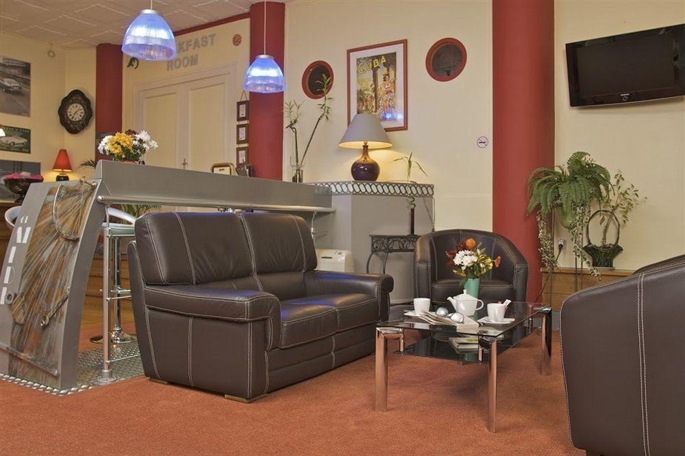 Logis Hotel Du Midi - Saint Etienne Sud Luaran gambar